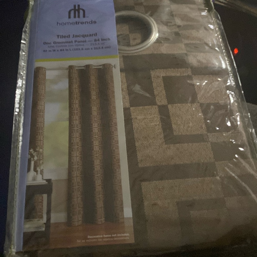 Hometrends NEW Tiled Jacquard
Grommet 84 Inch Long Panel
Curtain.